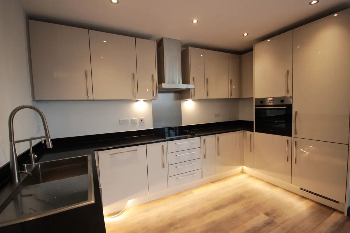 Flat Sydney Road in Watford