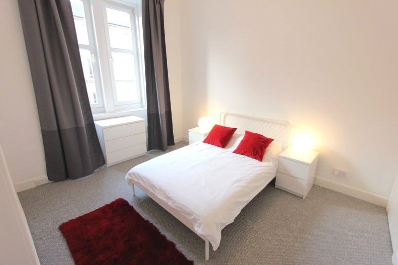 Flat Albert Street in City of Edinburgh
