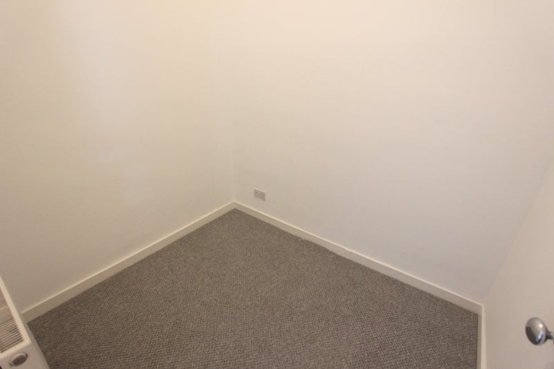 Flat Albert Street in City of Edinburgh