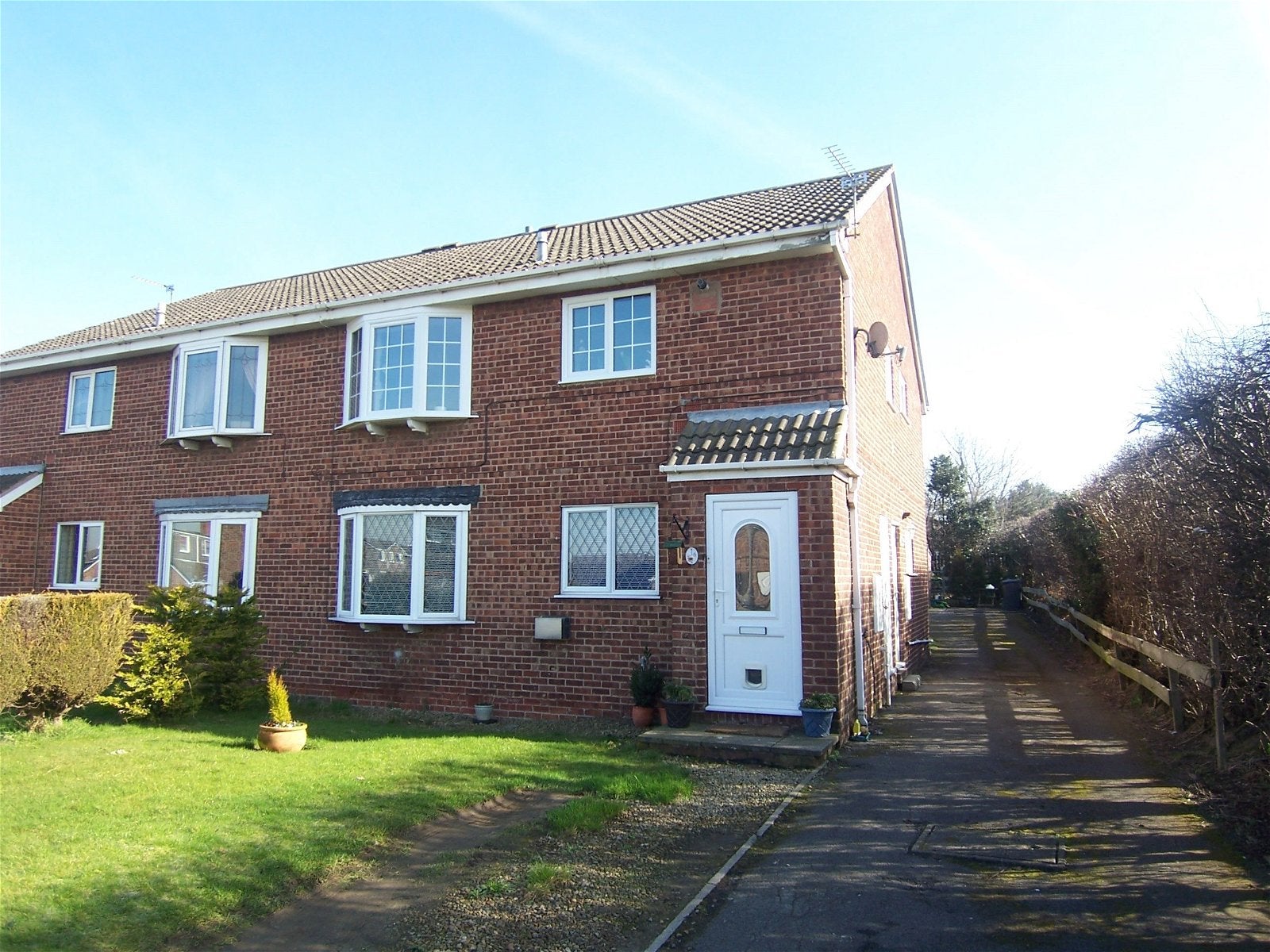 Flat Buckingham Way in Royston