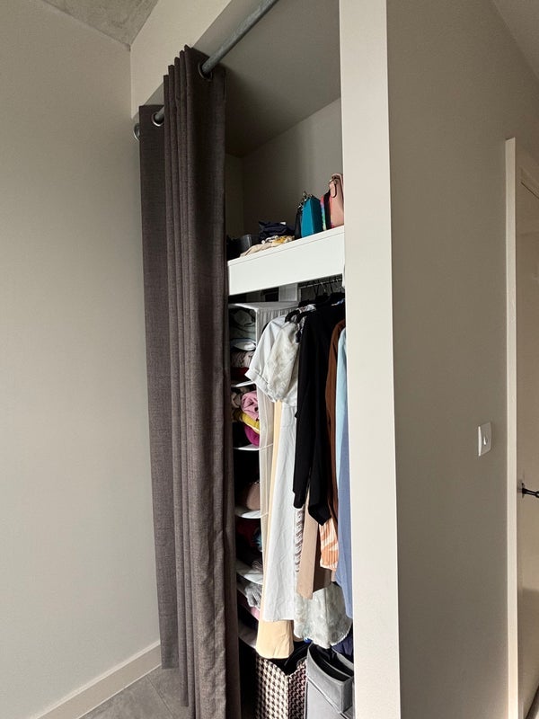 Room Atlantic Crescent in Greater London