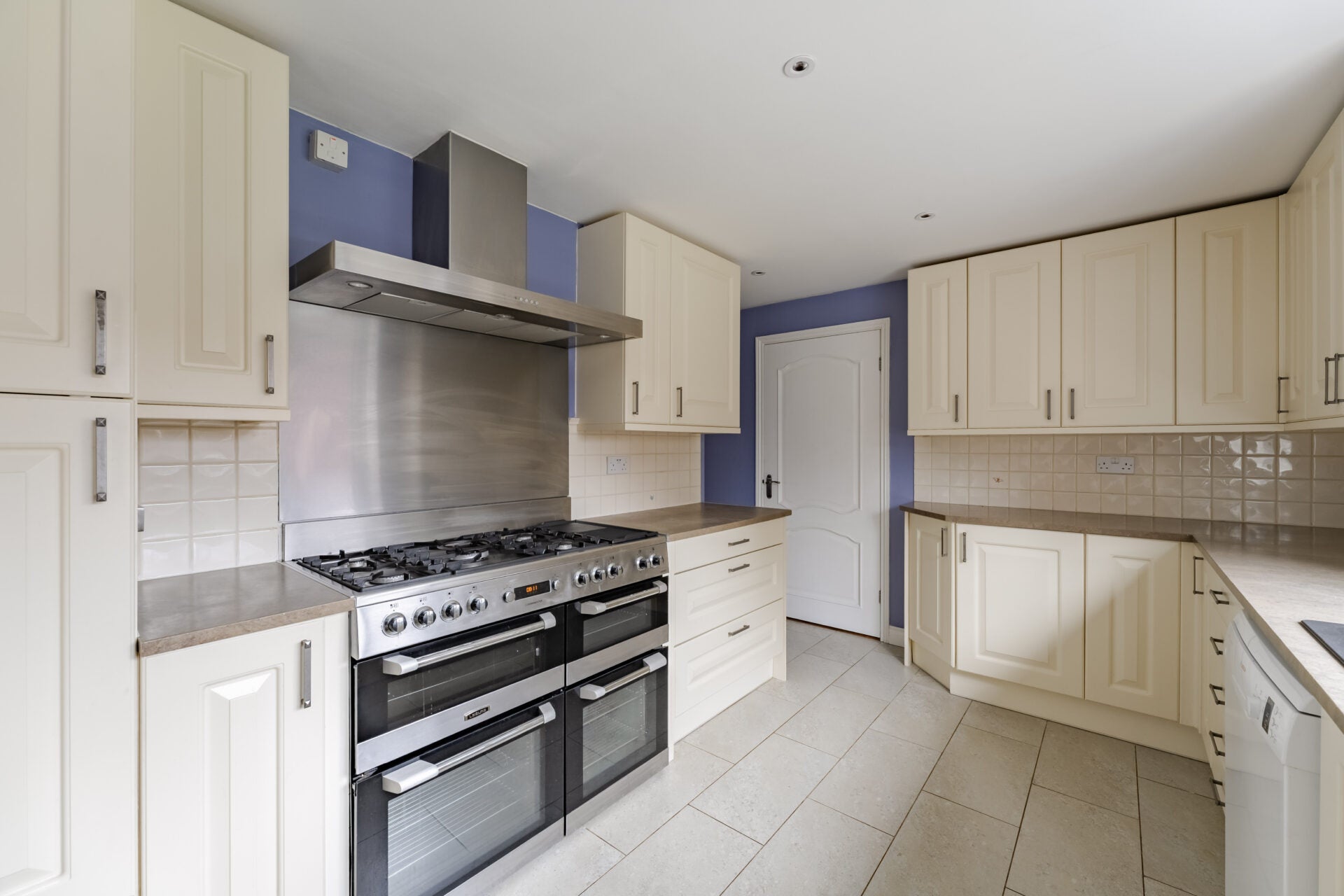 Flat Winners Walk in Broadland