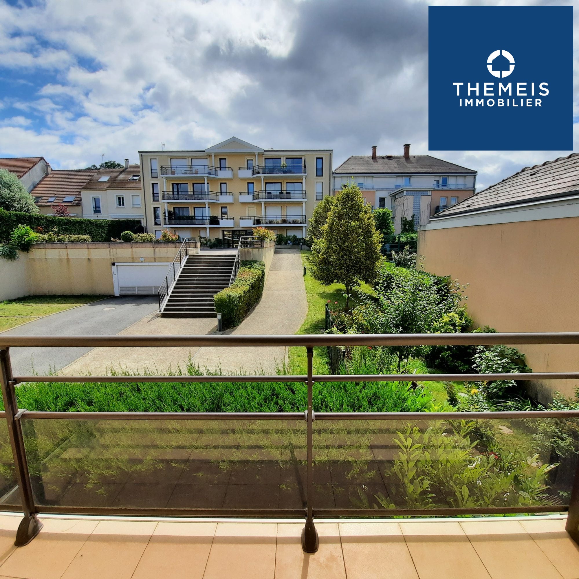 Appartement Rue Raymond Patenôtre à Rambouillet
