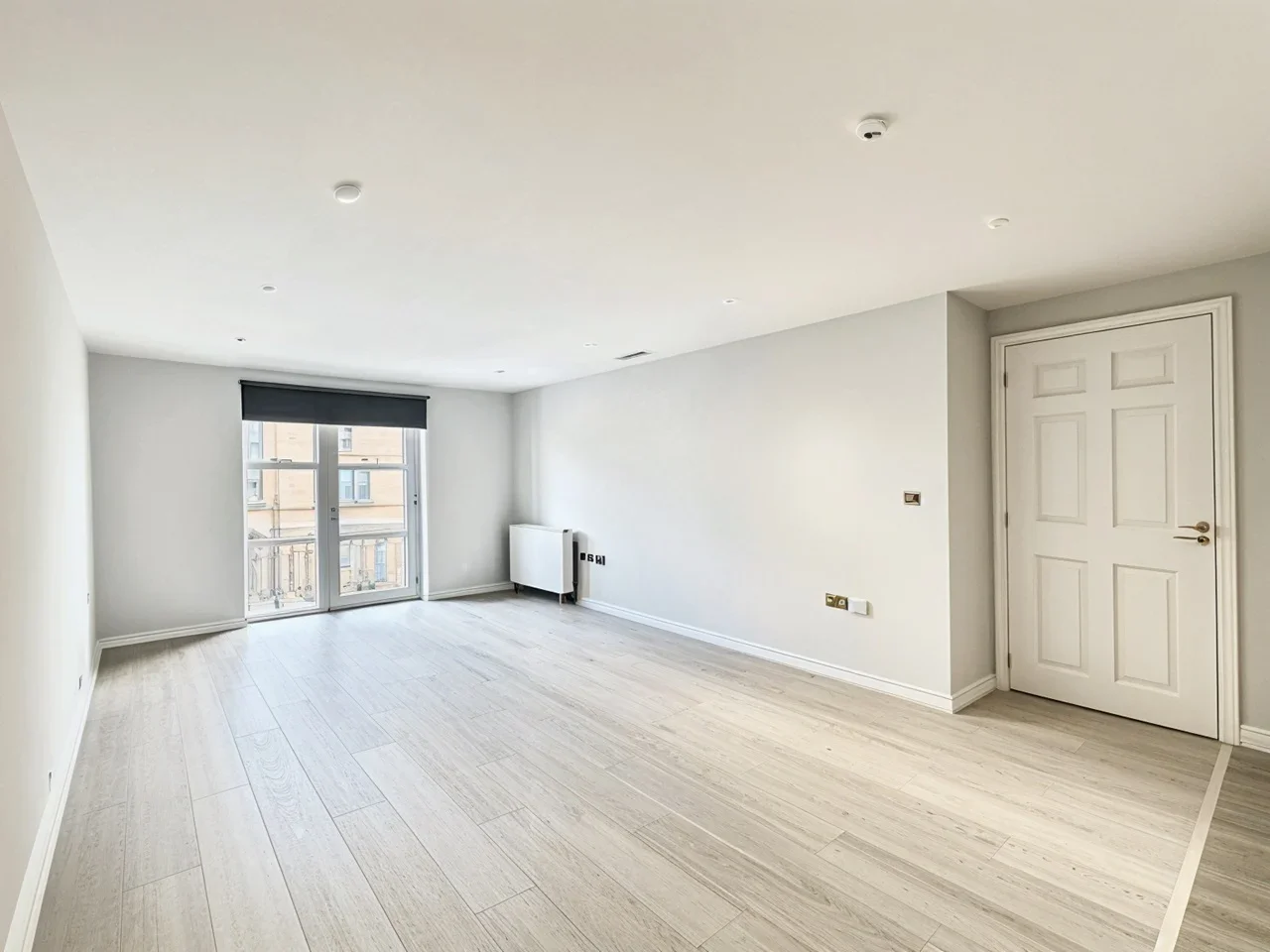 Flat London Road in Greater London