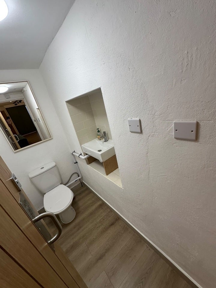Room Lordship Lane in Greater London