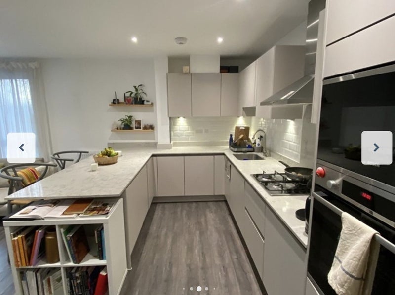 Room Natal Road in Greater London