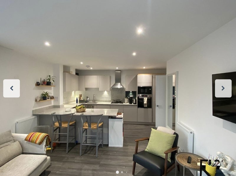 Room Natal Road in Greater London