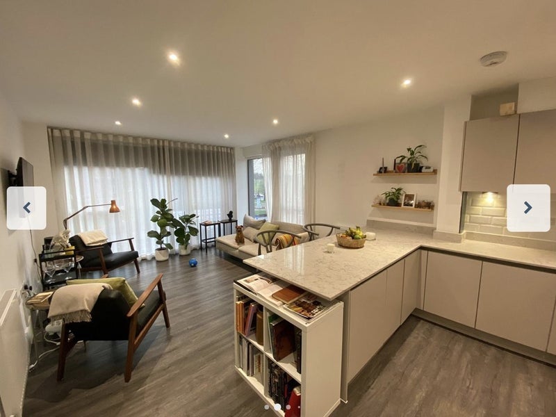 Room Natal Road in Greater London