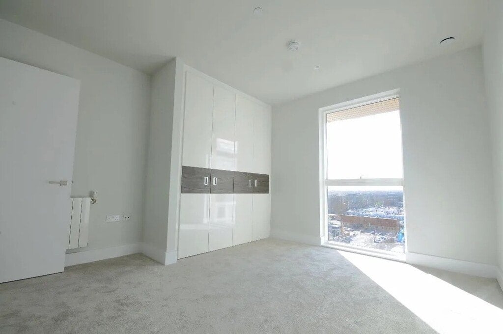 Flat Pegler Square in Greater London