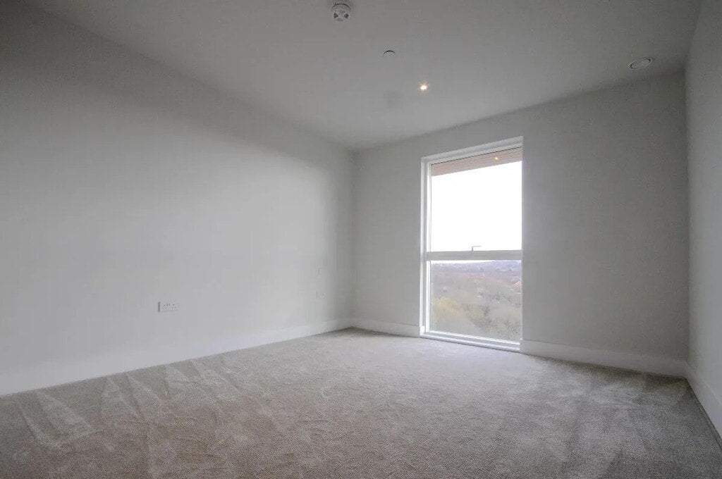 Flat Pegler Square in Greater London