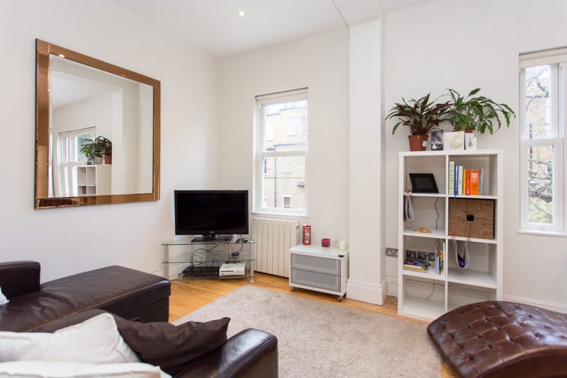Room Oxford Gardens in Greater London