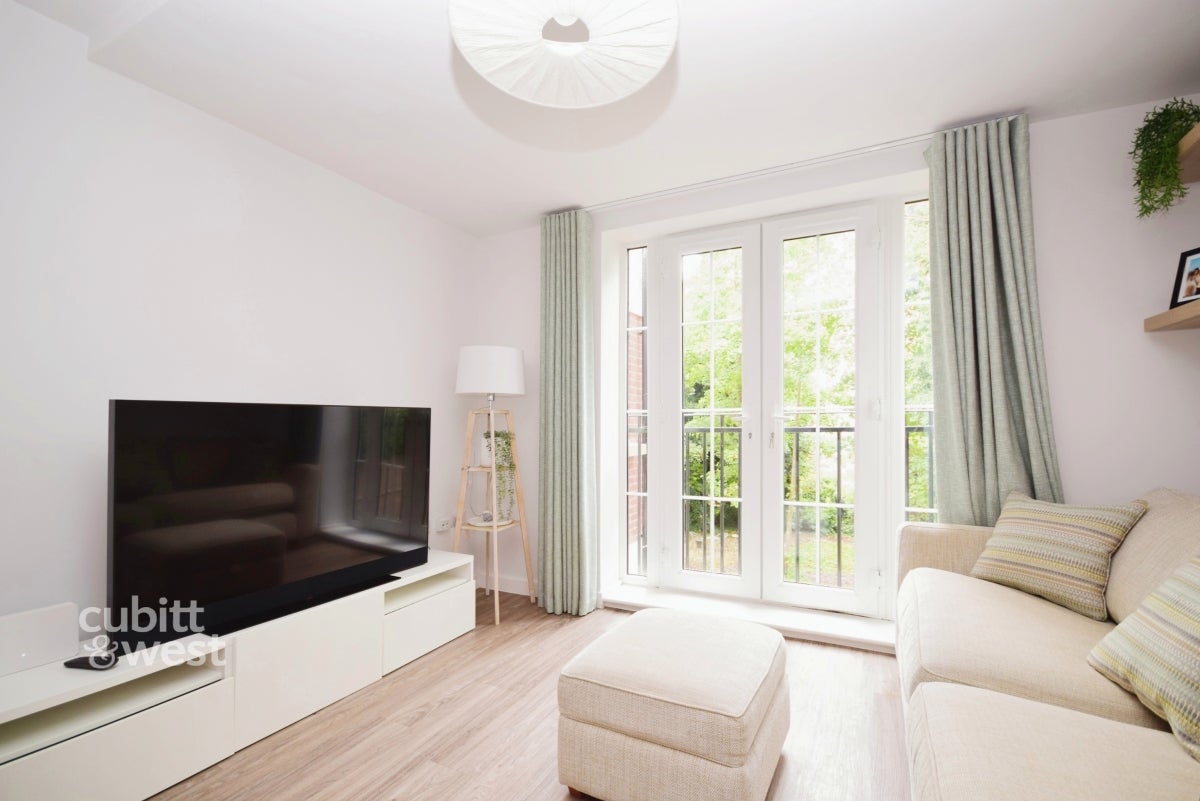 Flat Brighton Road in Greater London