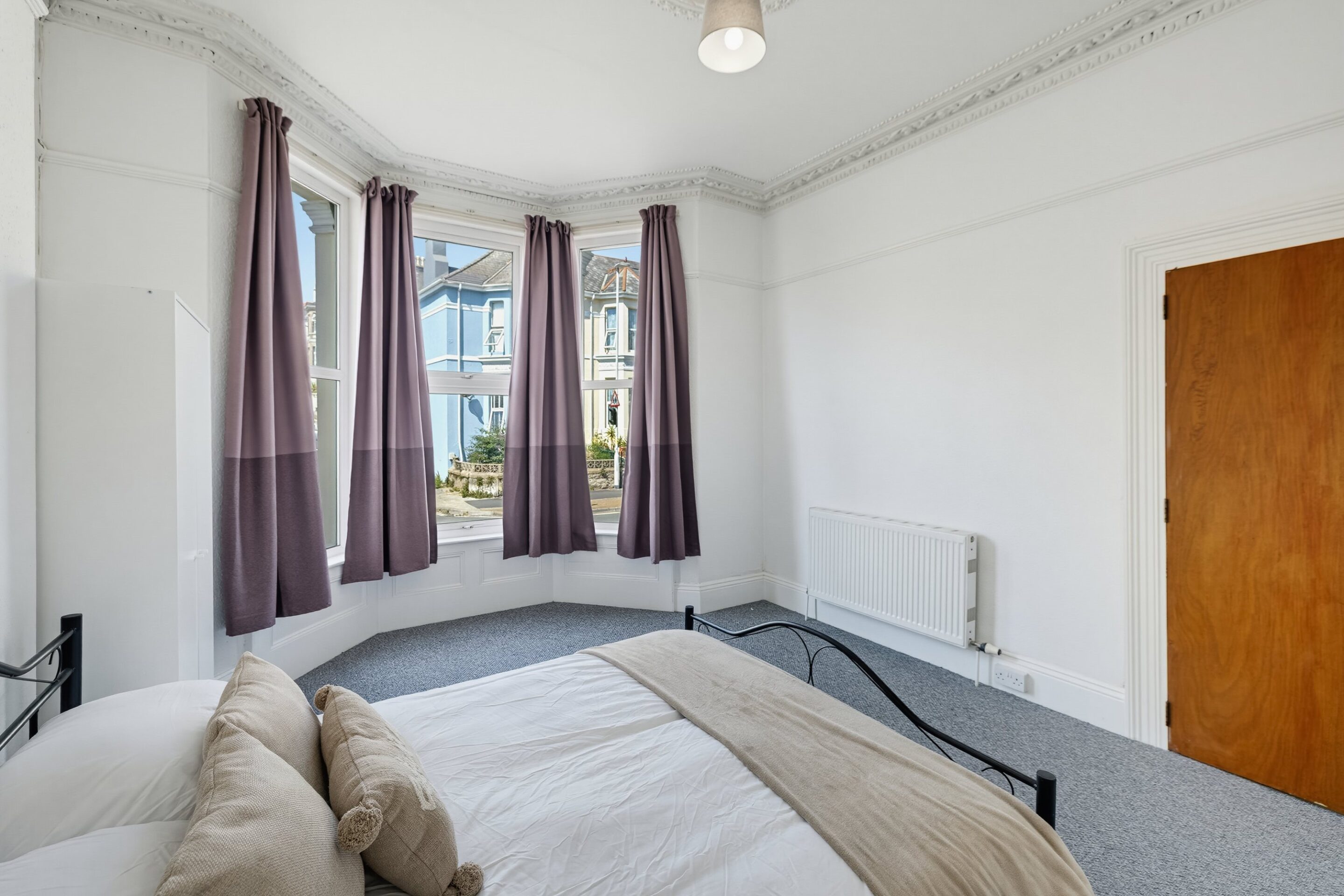 Room Beaumont Road in Plymouth