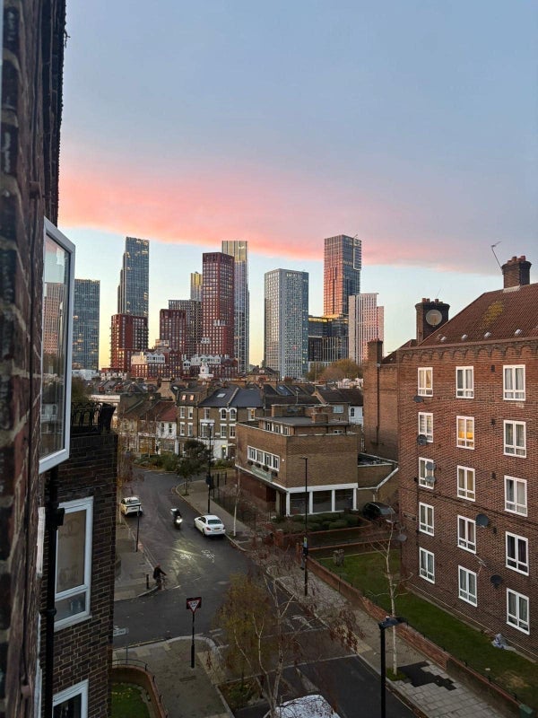 Room Dorset Road in Greater London
