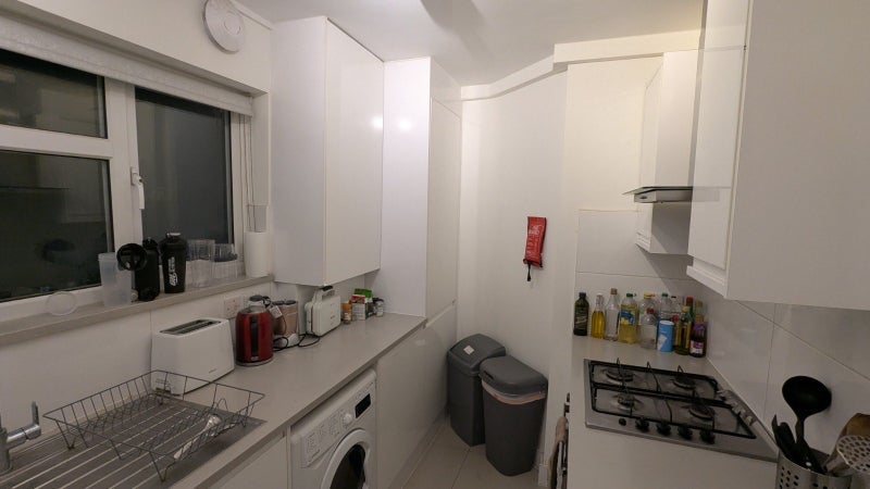Room Clarence Walk in Greater London