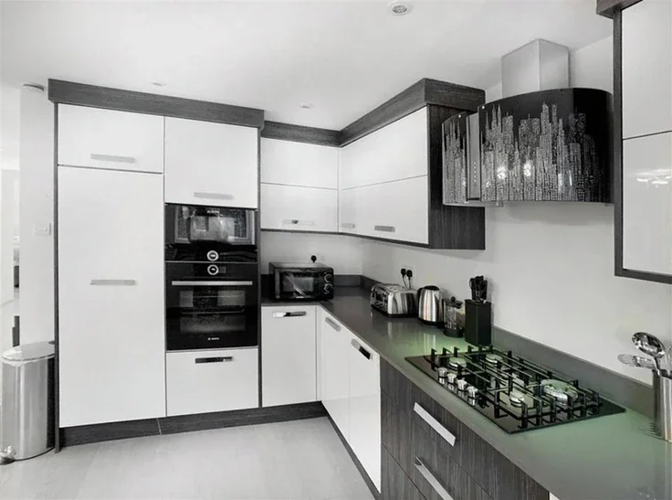 Flat Harmans Water Road in Bracknell