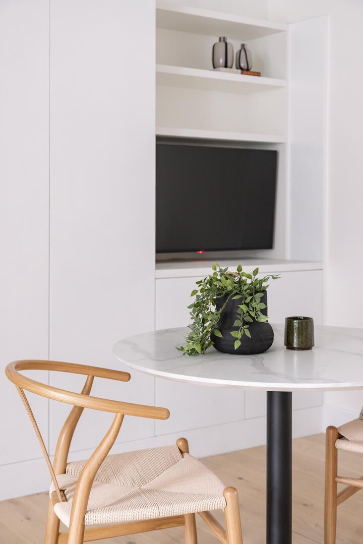 Flat Warwick Road in Greater London