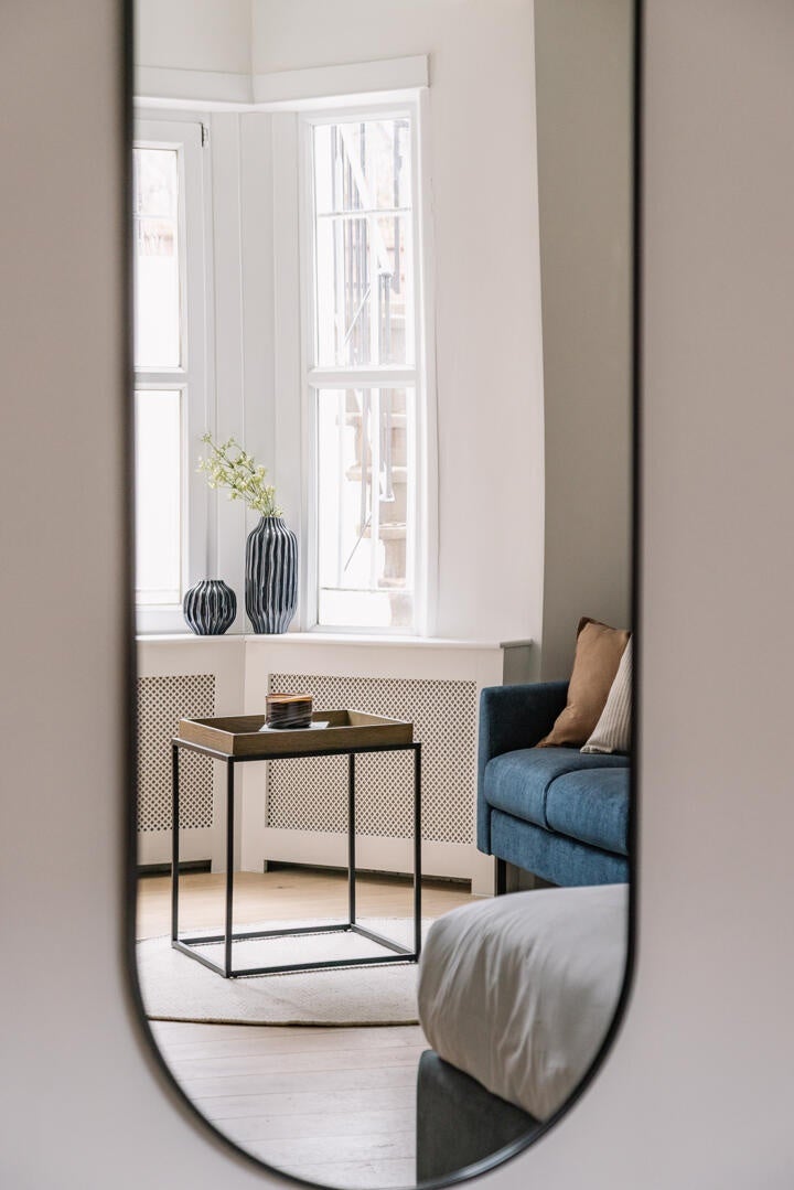 Flat Warwick Road in Greater London