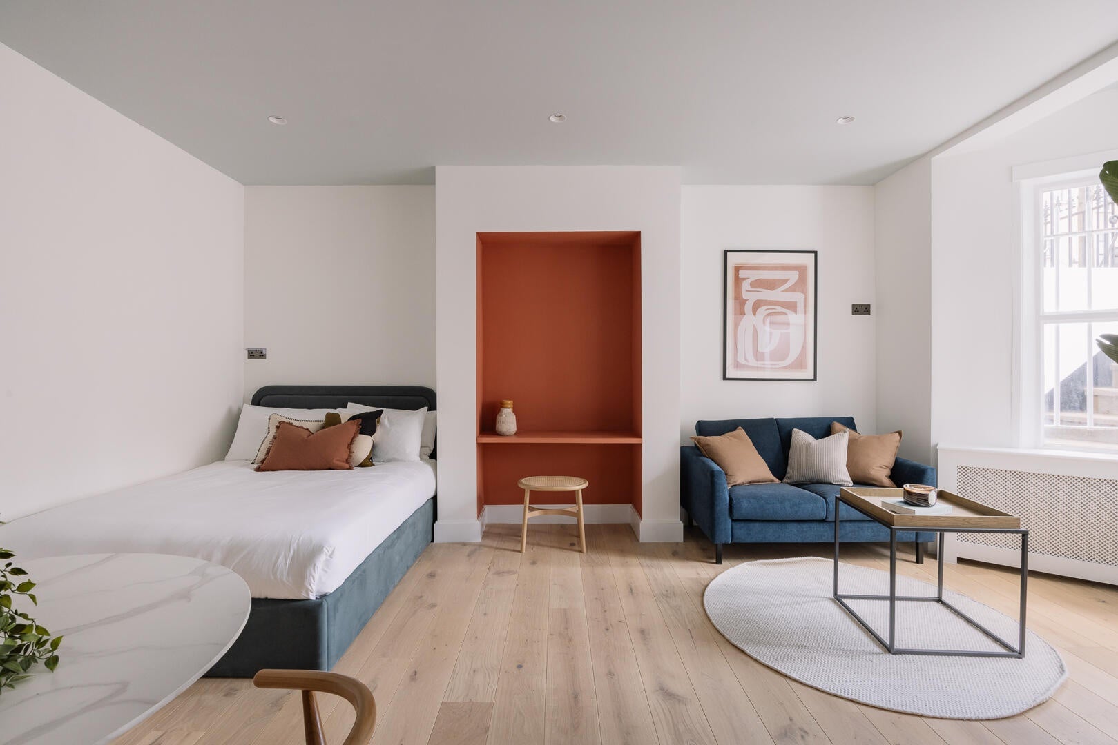 Flat Warwick Road in Greater London