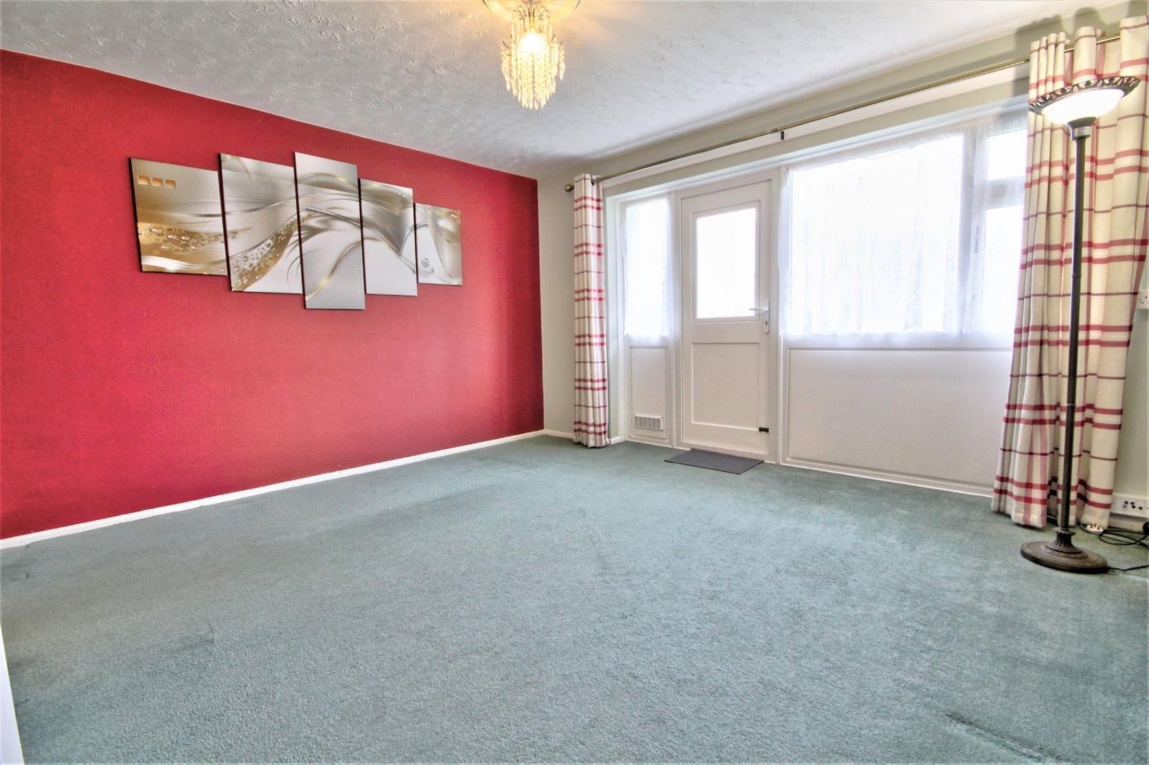 Flat Bramston Crescent in Coventry