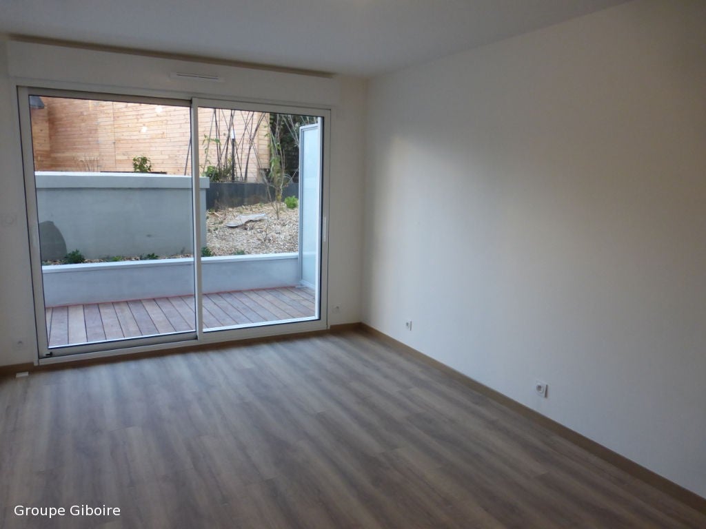 Flat Rue d'Antrain in Rennes