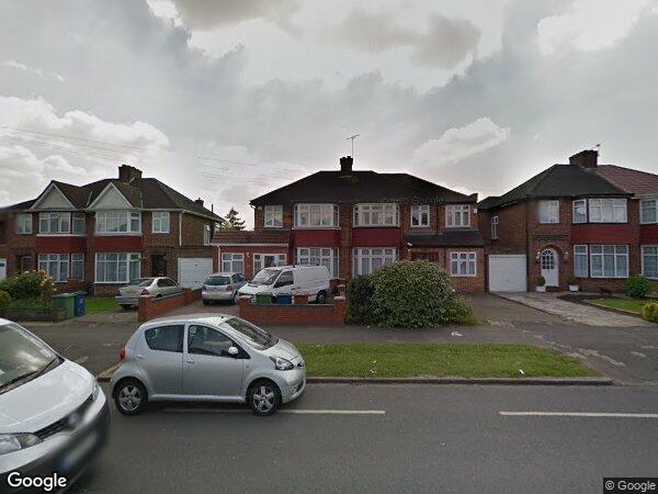 Room Wemborough Road in Greater London