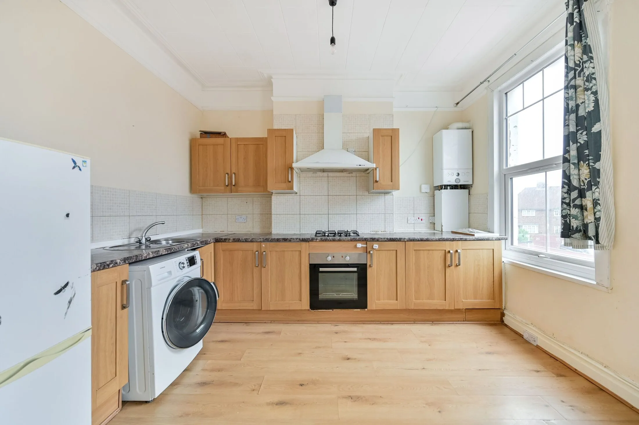 Flat Seaforth Avenue in Greater London