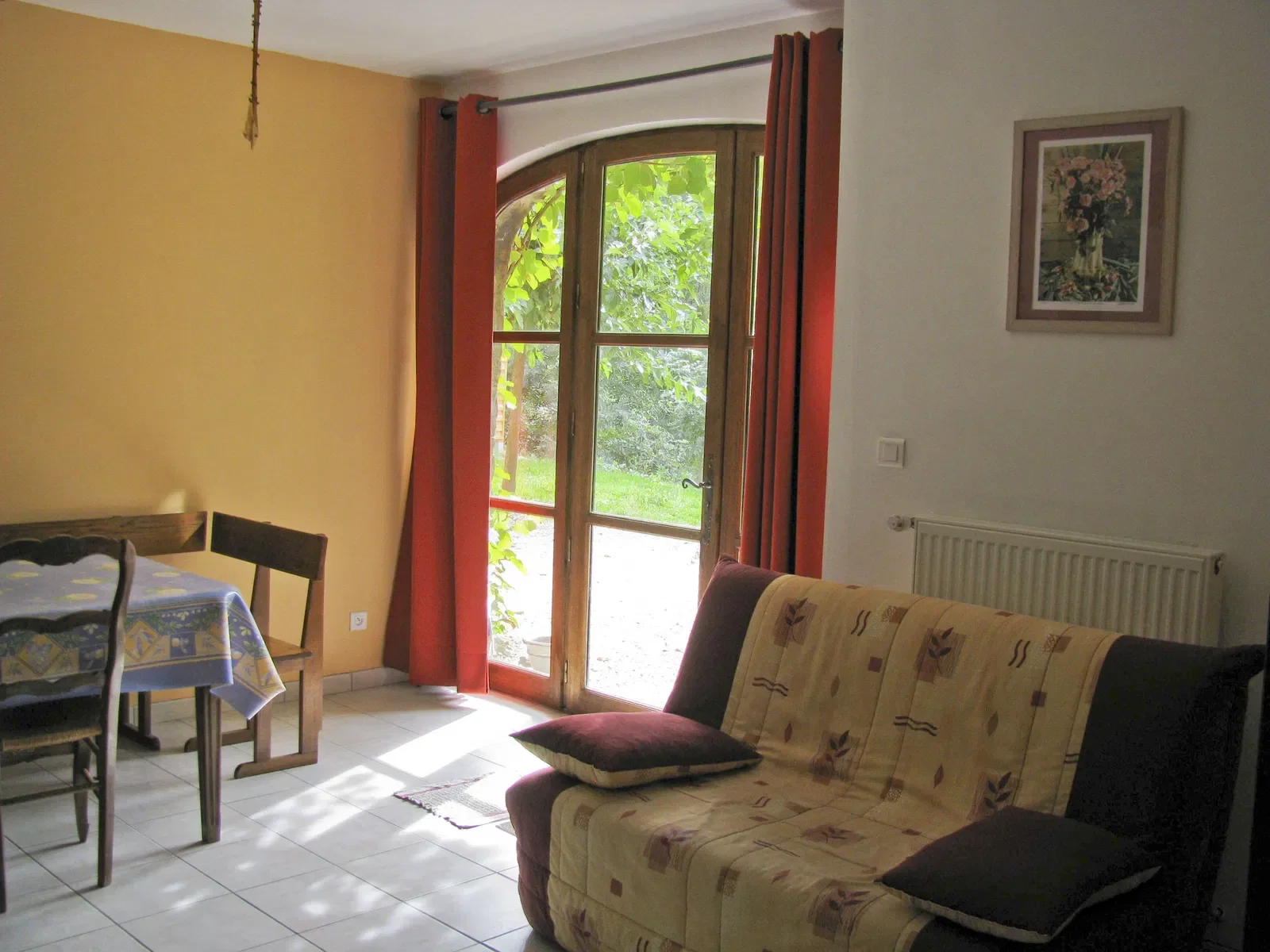 Flat Route de Saint-Péray in Alboussière