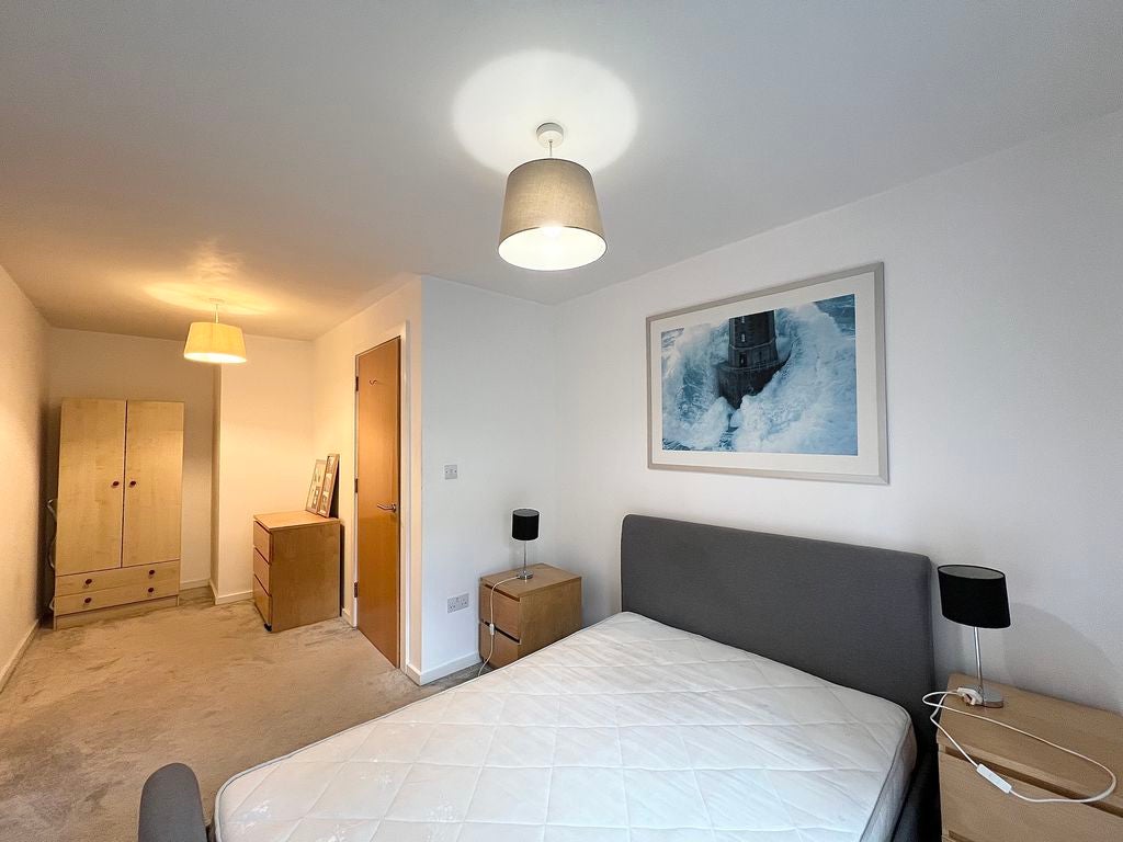 Flat Ordsall Lane in Salford