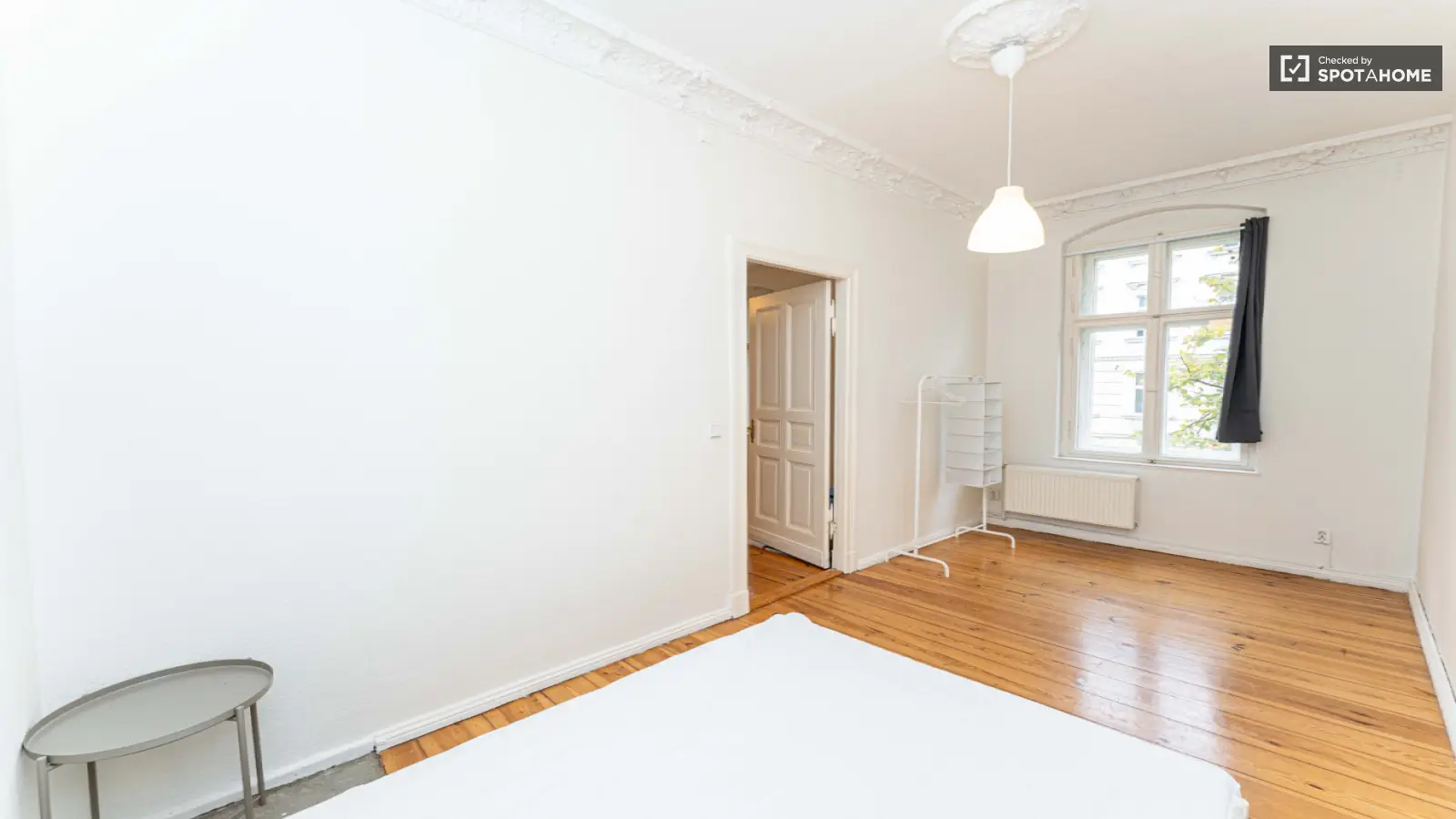 Wohnung Antwerpener Straße in Berlin