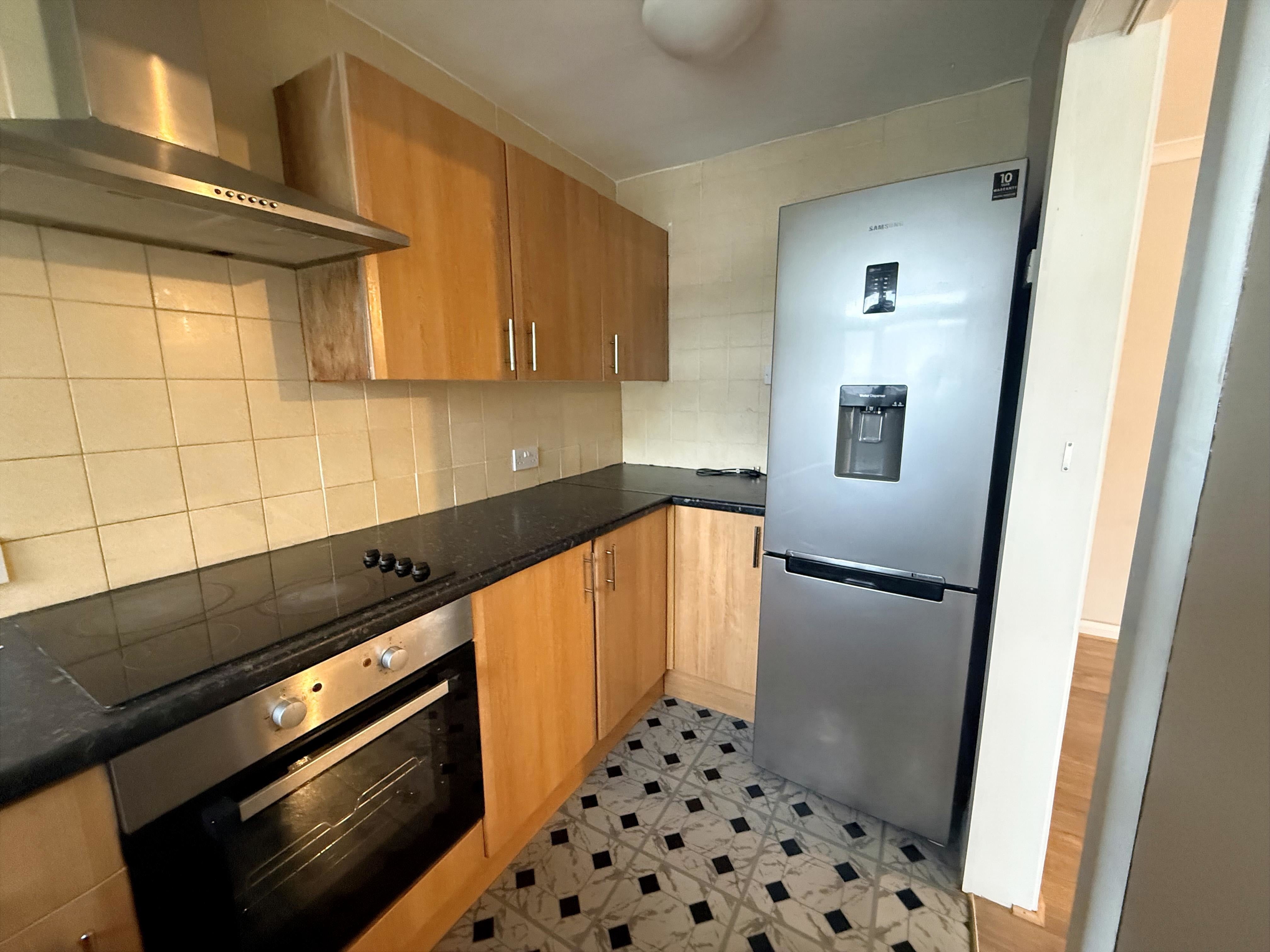 Flat Hornby Avenue in Bromborough
