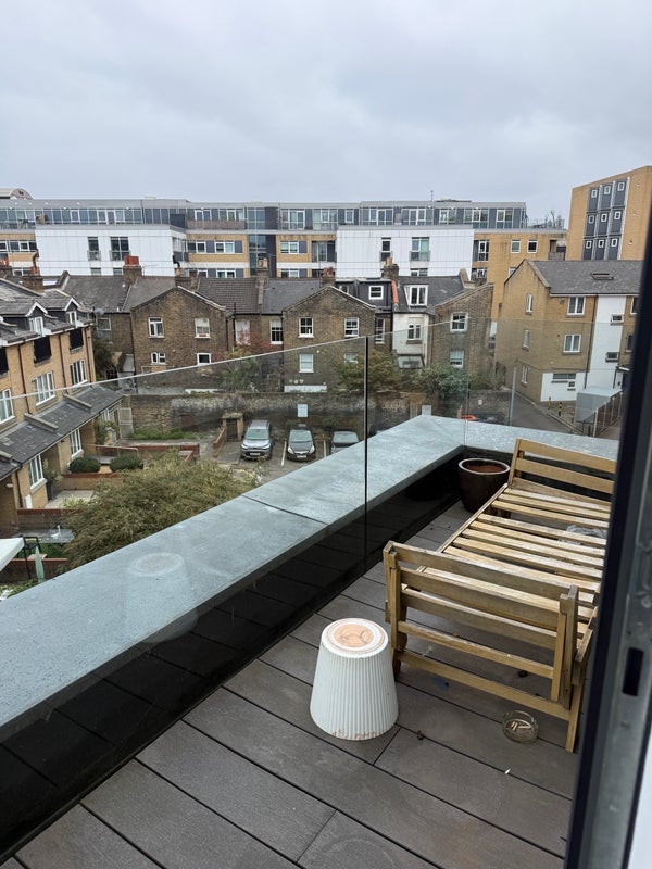 Room Hackney Grove in Greater London
