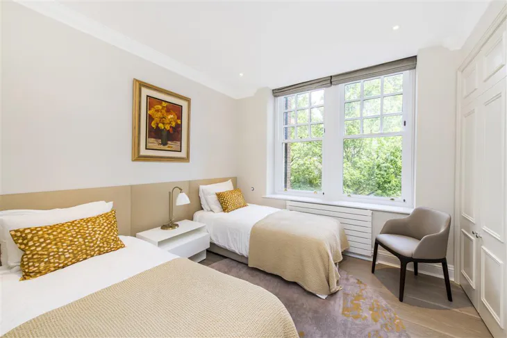 Flat Frognal Rise in Greater London