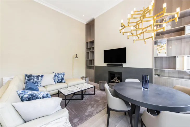 Flat Frognal Rise in Greater London