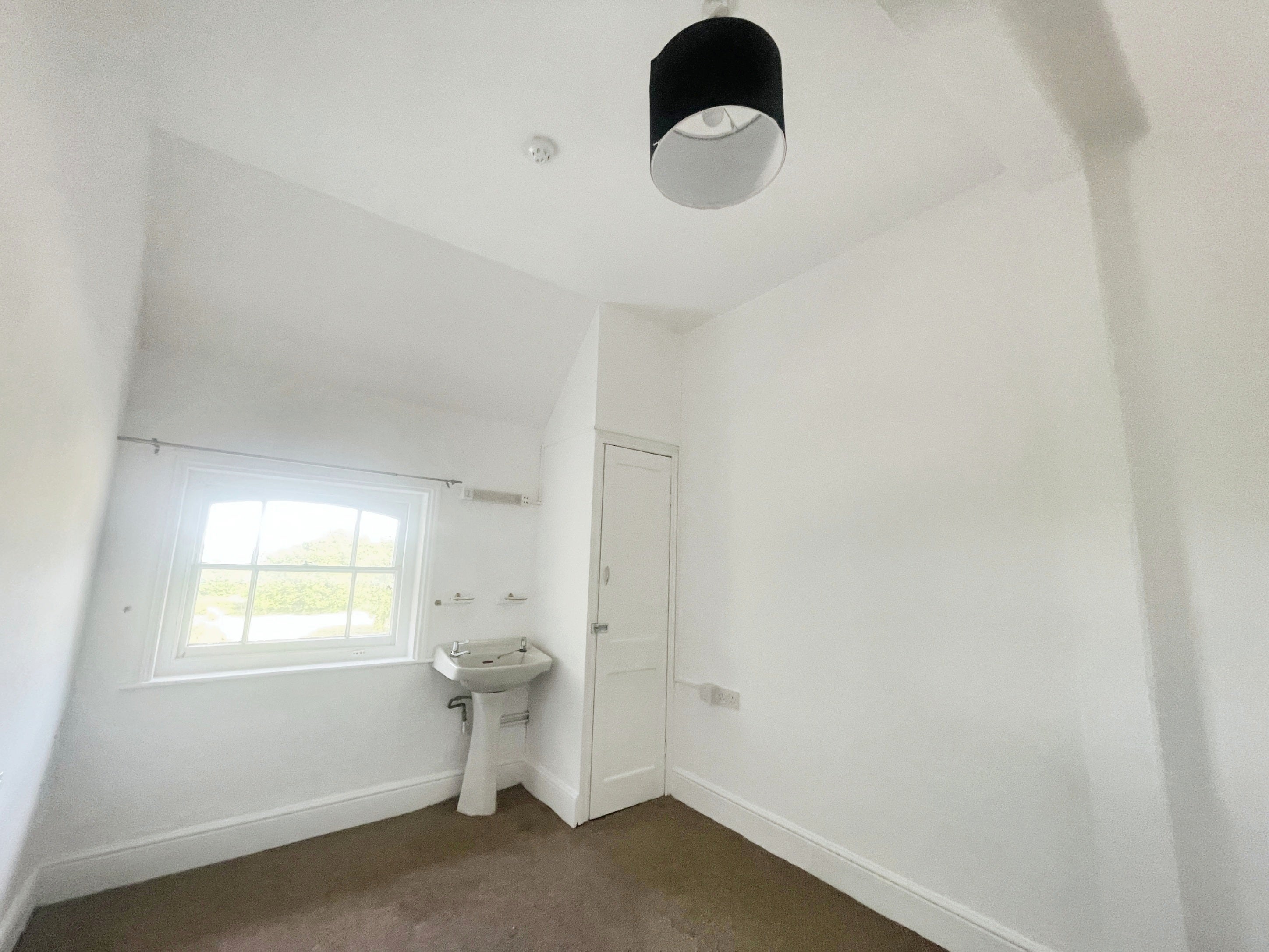 Room Thurleston Lane in Ipswich