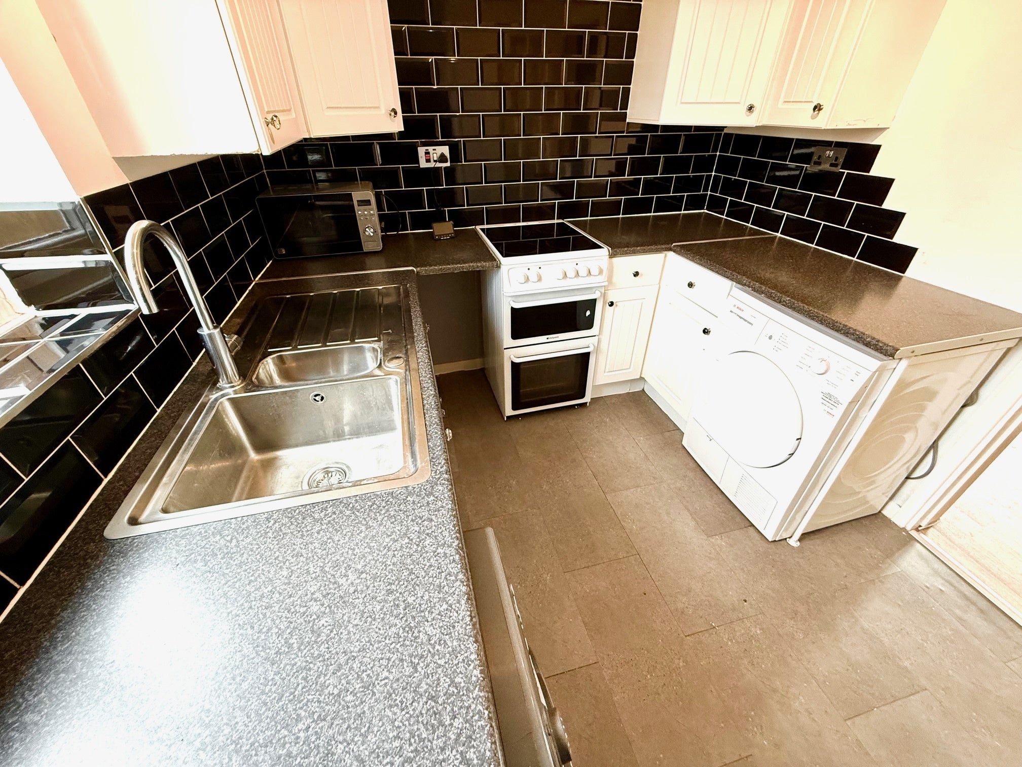 Flat Himalayan Way in Watford