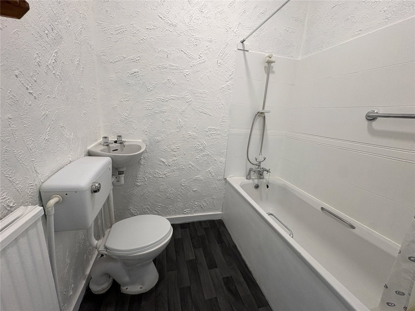Flat Whiteacre Road in Tameside
