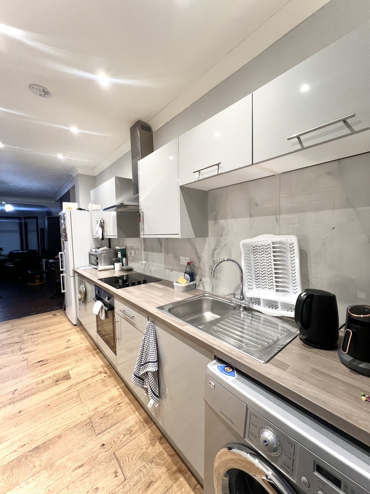 Flat Osborne Road in Greater London