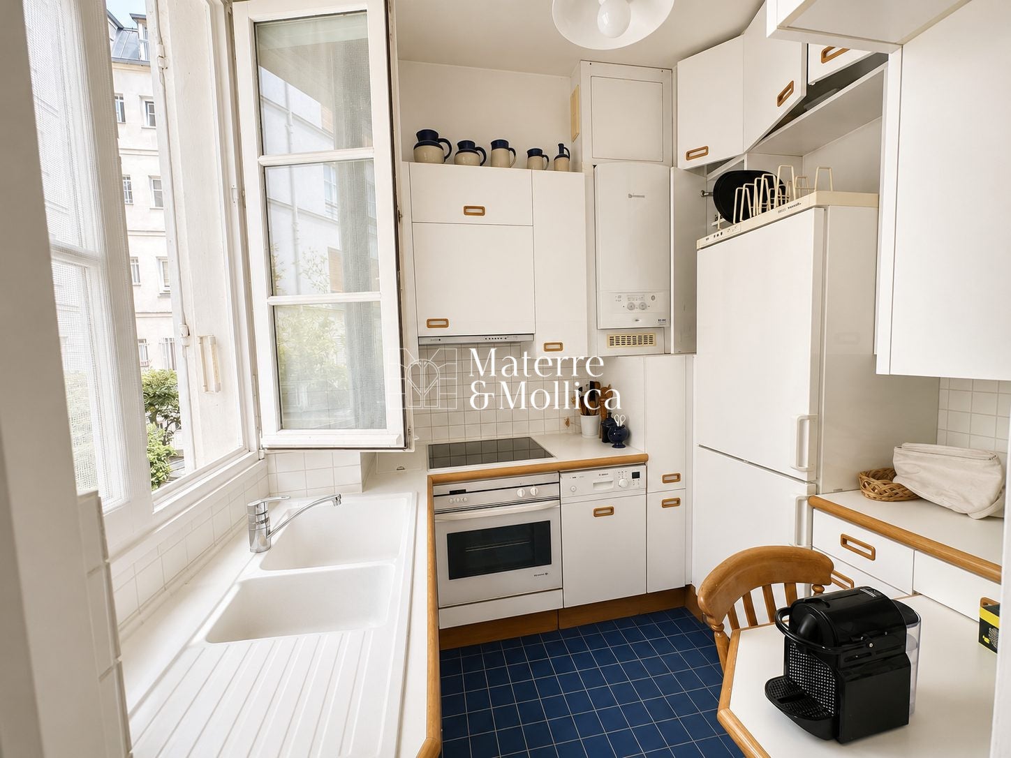Flat Boulevard du Montparnasse in Paris