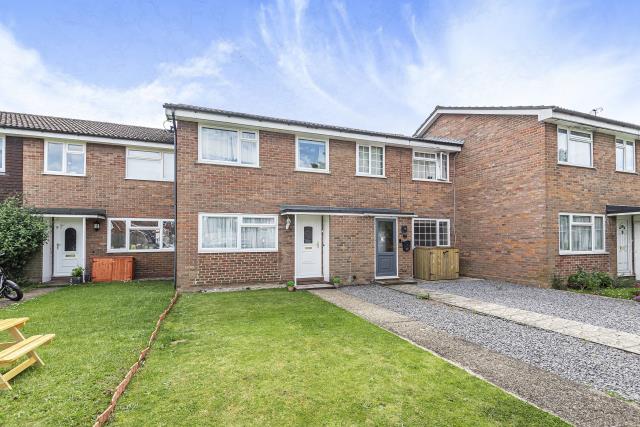 House Stroller Close in Thatcham