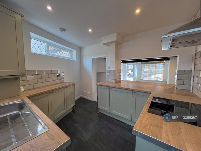 House Lovett Court in Charnwood