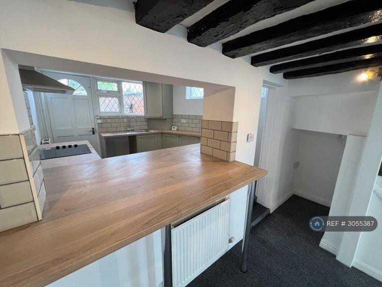 House Lovett Court in Charnwood