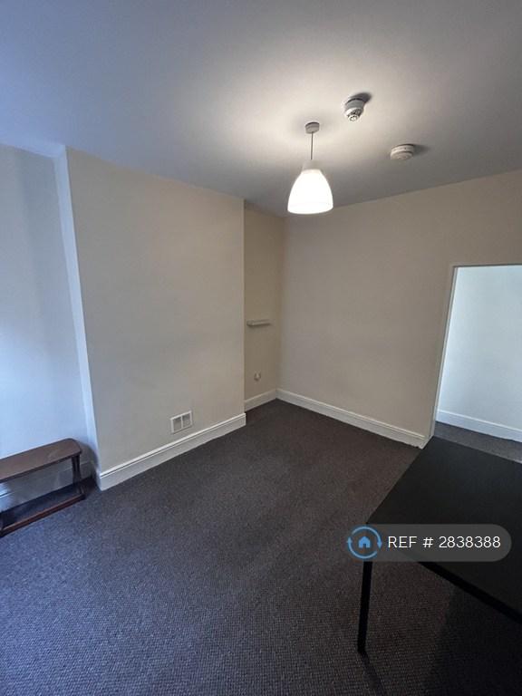 Flat Colwick Road in Nottingham