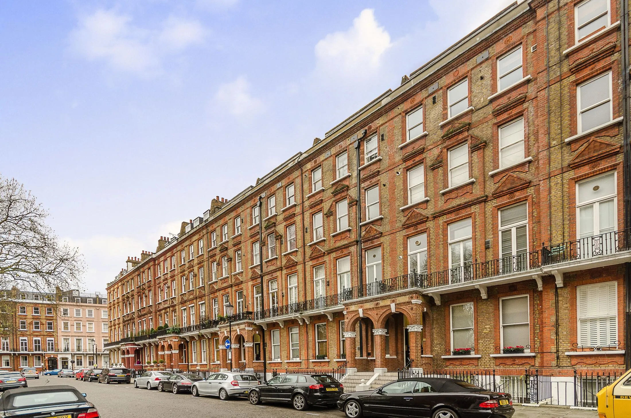 Flat Nevern Square in Greater London