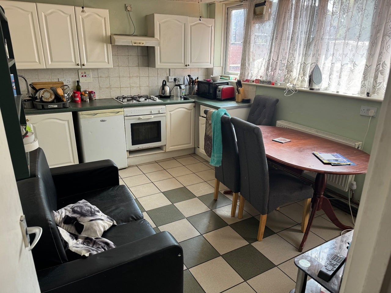 Room Beckway Street in Greater London