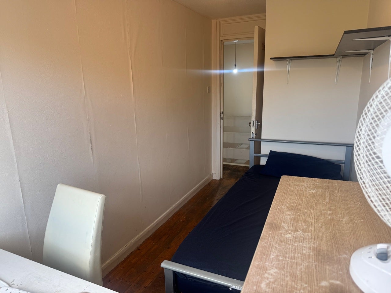 Room Beckway Street in Greater London