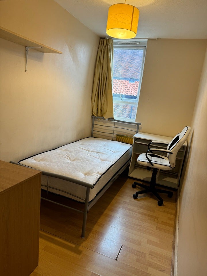 Room Beckway Street in Greater London