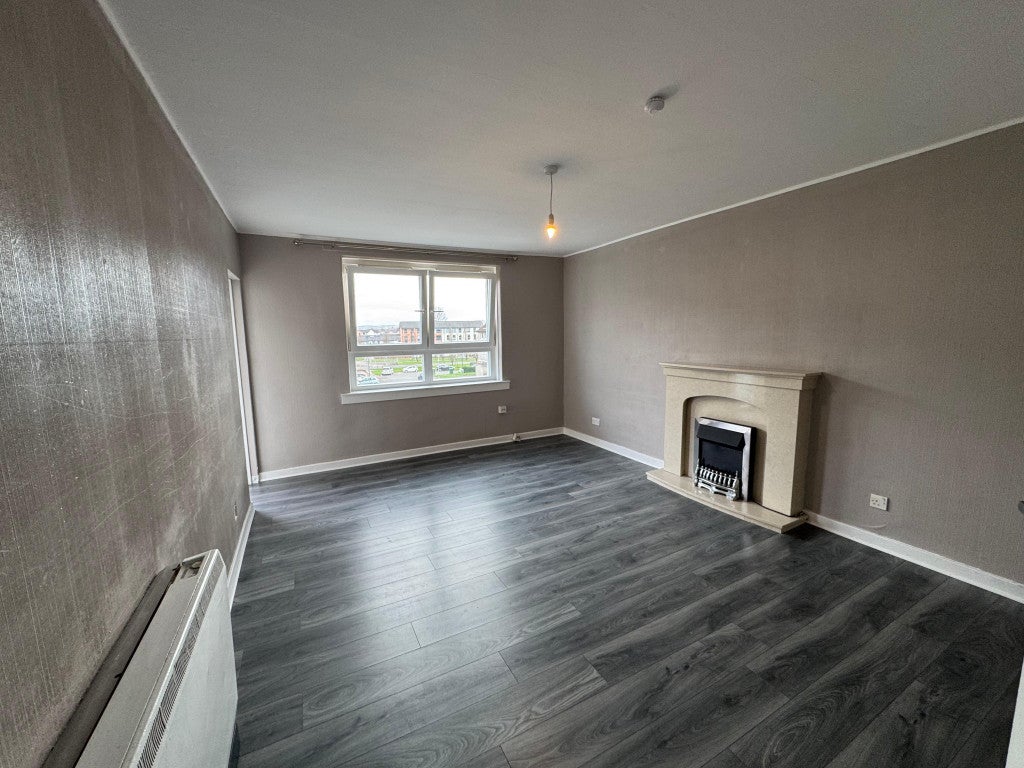 Flat Caledonia Road in Glasgow