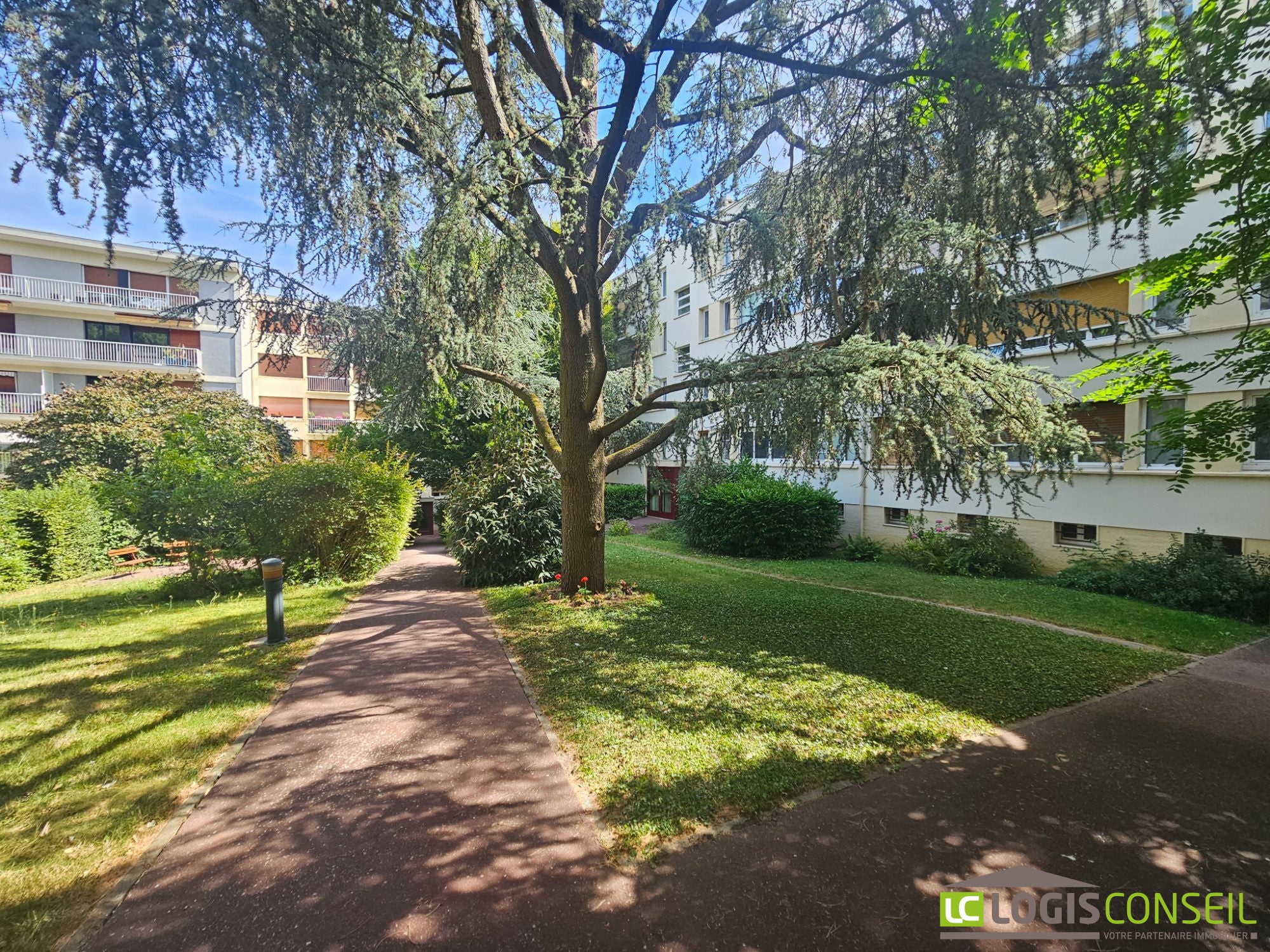 Flat Rue des Filmins in Sceaux