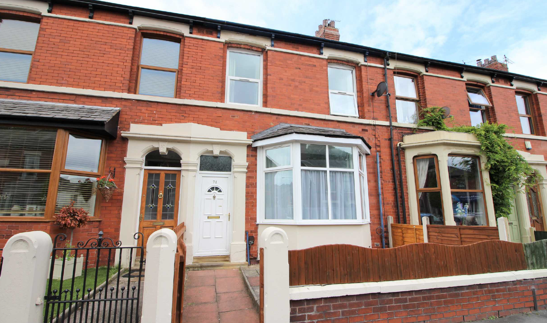 Flat Leyland Road in Preston